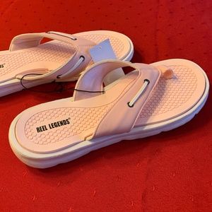 NEW Reel Legends Flip Flops Size 10 Pink